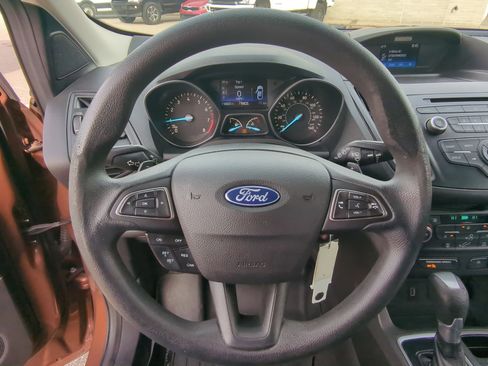 Used 2017 Ford Escape SE AWD/4WD image 25