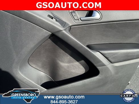 Used 2017 Volkswagen Tiguan S image 25