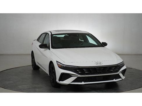 New 2026 Hyundai Elantra SEL Sport Premium FWD image 1