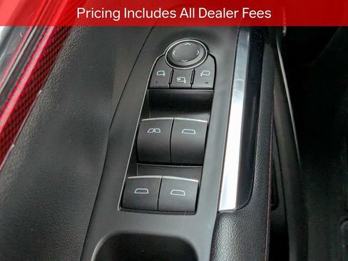 Used 2024 Chevrolet Traverse RS FWD image 27