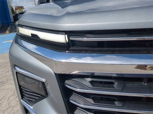 New 2025 Chevrolet Traverse LT w/ Enhanced Driving Package image 10