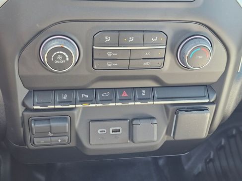 Used 2024 Chevrolet Silverado 3500 W/T AWD/4WD image 16