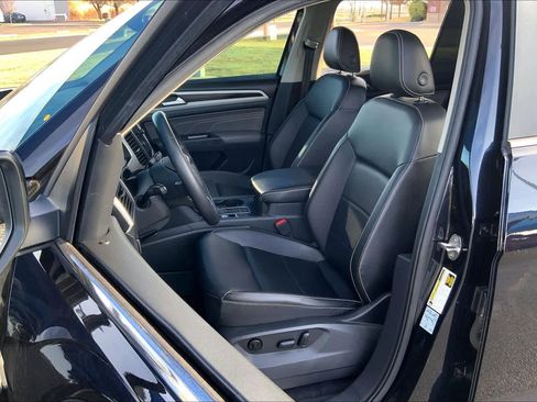 Used 2021 Volkswagen Atlas SE image 7