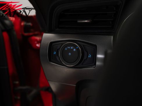 Used 2020 Ford Mustang Shelby GT500 w/ Technology Package image 28