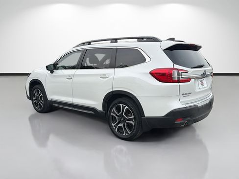 Used 2024 Subaru Ascent Limited w/ Technology Package AWD/4WD image 5