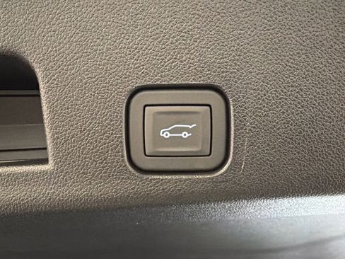 New 2026 Buick Enclave Avenir w/ Super Cruise Package image 9