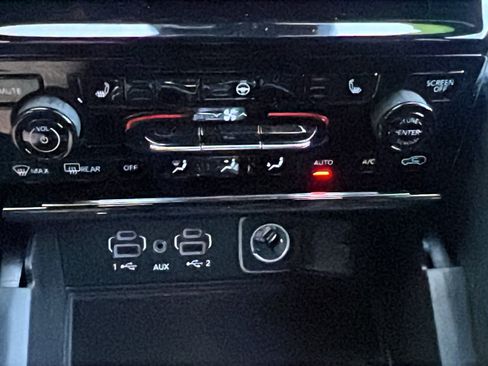 New 2025 Jeep Grand Cherokee L Laredo image 25