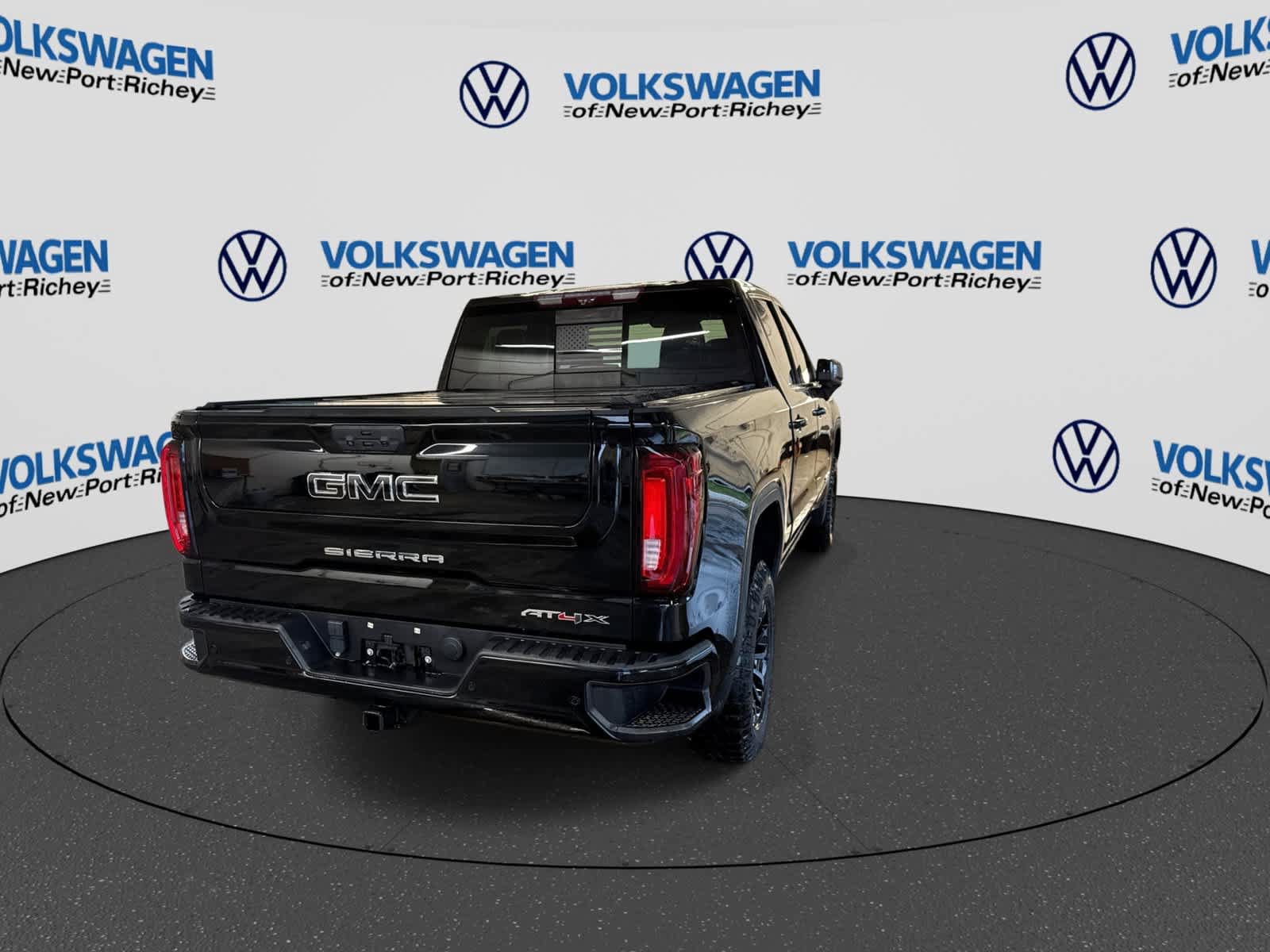 Used 2023 GMC Sierra 1500 AT4X AWD/4WD image 14