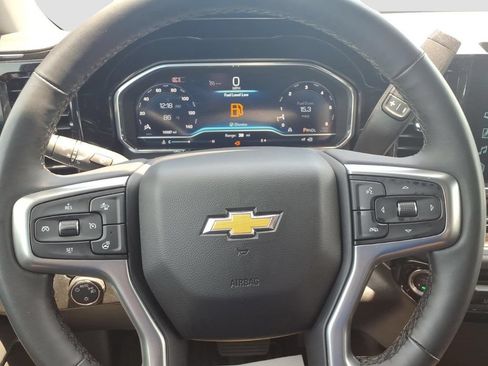 Used 2025 Chevrolet Silverado 1500 LT RWD image 21