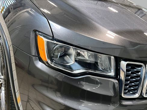 Used 2019 Jeep Grand Cherokee Limited AWD/4WD image 26
