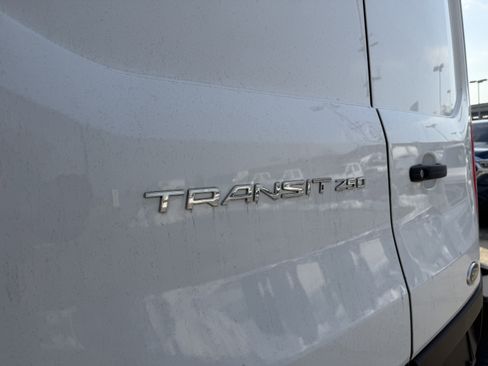 Used 2023 Ford Transit 250 Medium Roof AWD image 8