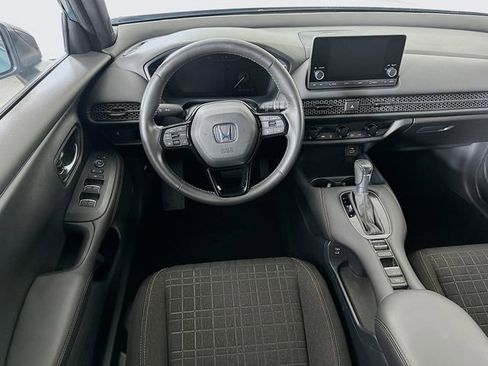 Used 2024 Honda HR-V Sport image 4