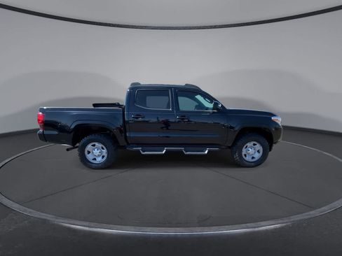 Used 2019 Toyota Tacoma SR w/ SR Convenience Package AWD/4WD image 9