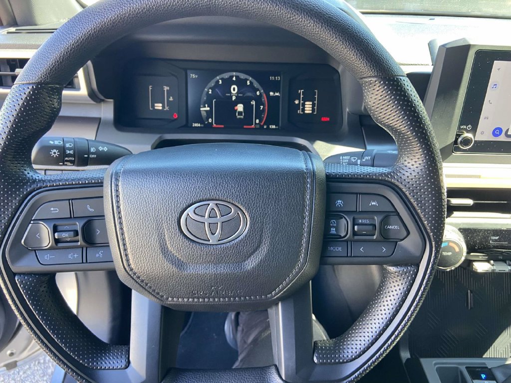 Used 2025 Toyota Tacoma SR5 RWD image 33