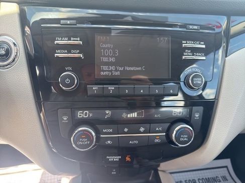 Used 2018 Nissan Rogue Sport SV AWD/4WD image 22
