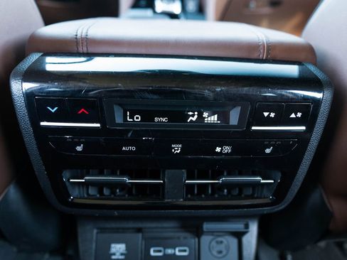 Certified 2023 Acura MDX SH-AWD w/ Advance Package image 41