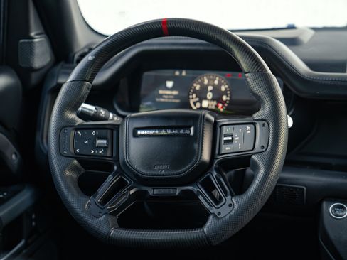 Used 2021 Land Rover Defender 110 X AWD/4WD image 43