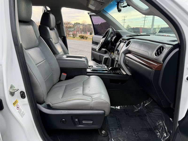 Used 2017 Toyota Tundra Limited w/ Limited Premium Package AWD/4WD image 12