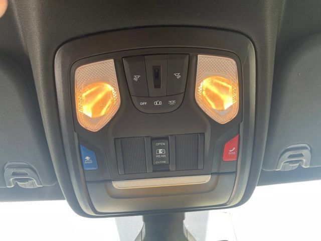 Used 2023 RAM 1500 Big Horn AWD/4WD image 18