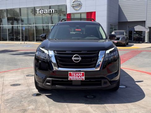 New 2025 Nissan Pathfinder SV w/ Cargo Package image 3