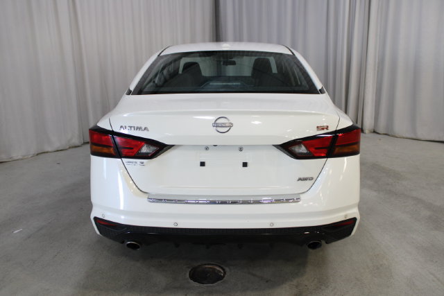 Used 2023 Nissan Altima 2.5 SR AWD/4WD image 26