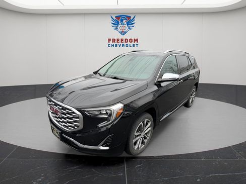 Used 2018 GMC Terrain Denali w/ Advanced Safety Package AWD/4WD image 1