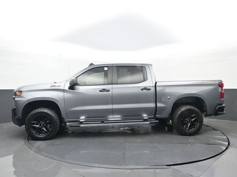 Used 2021 Chevrolet Silverado 1500 Custom Trail Boss AWD/4WD image 2