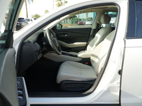 Used 2024 Honda Accord EX image 7