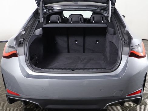 Used 2023 BMW i4 eDrive40 RWD image 17