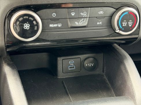 Certified 2022 Ford Escape SE FWD image 27