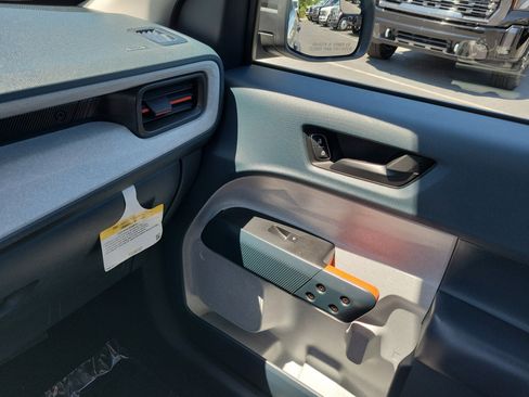 Certified 2024 Ford Maverick XLT FWD image 28