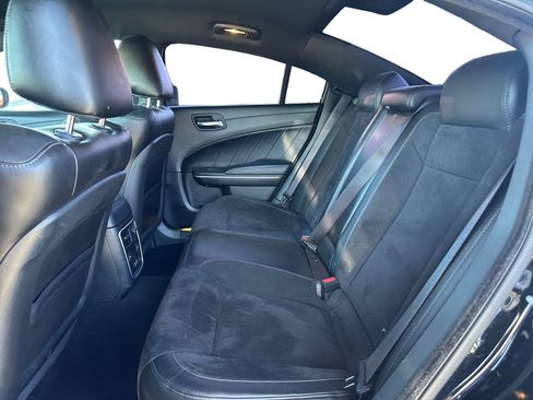 Used 2022 Dodge Charger Scat Pack w/ Plus Group RWD image 13