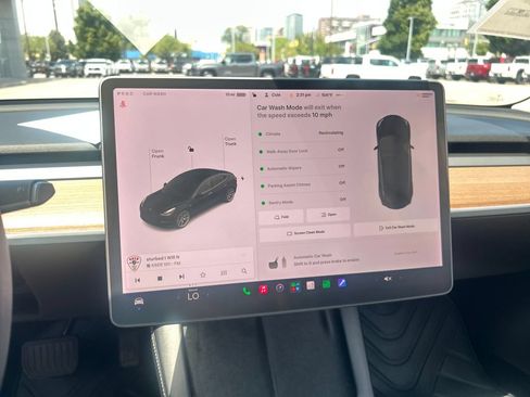 Used 2021 Tesla Model 3 Standard Range Plus RWD image 18