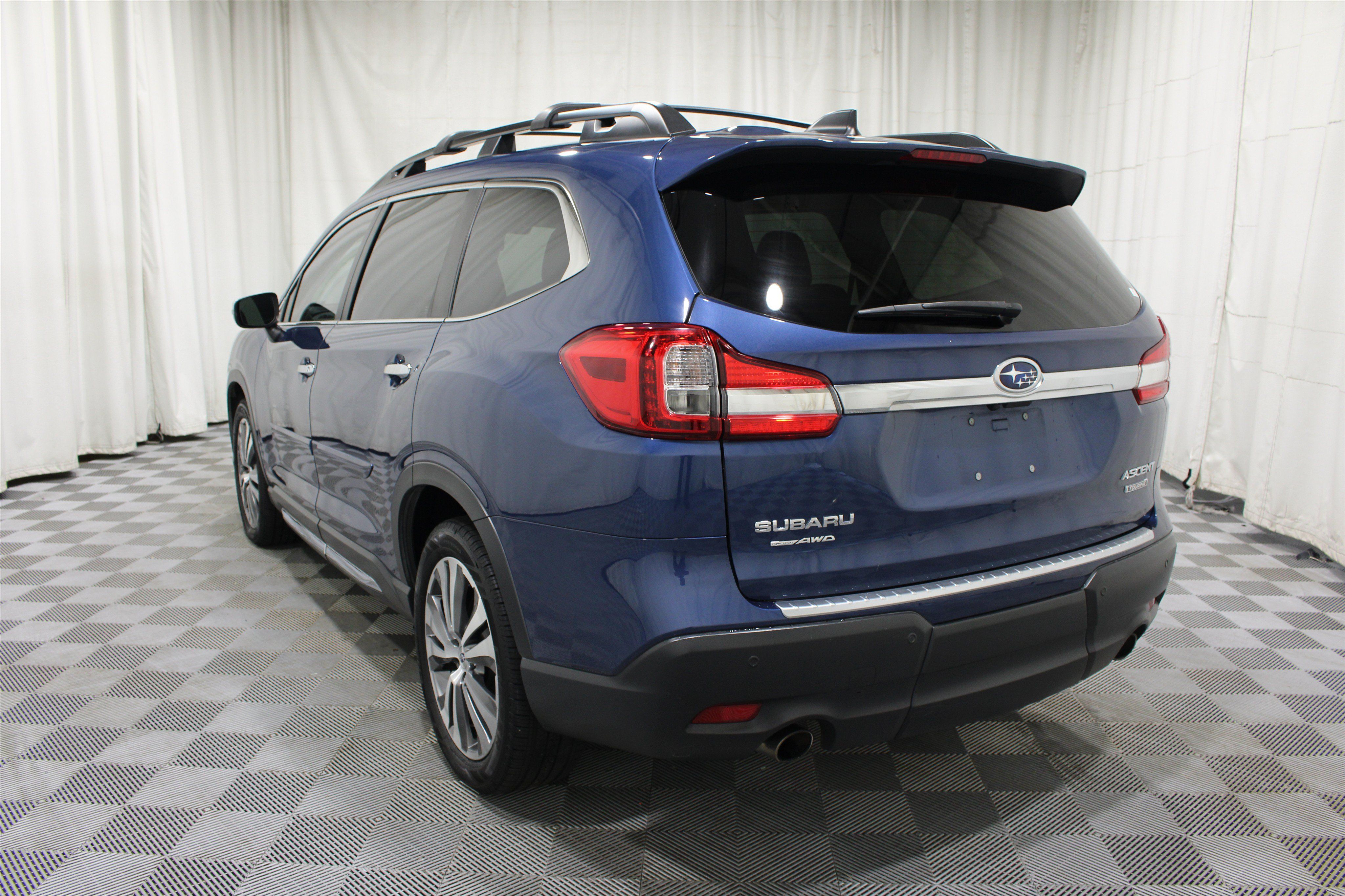Used 2019 Subaru Ascent Touring w/ Popular Package #3 AWD/4WD image 36