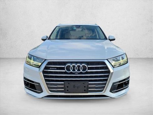 Used 2018 Audi Q7 3.0T Prestige w/ Prestige Package AWD/4WD image 2