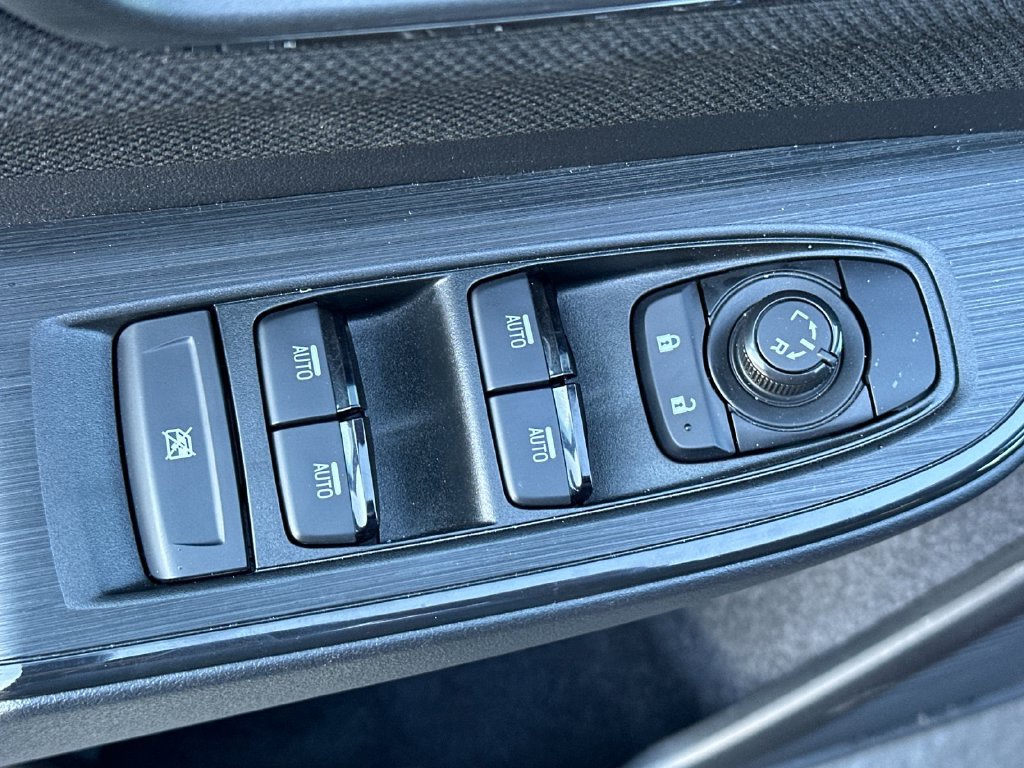 Used 2026 Subaru Outback Limited AWD/4WD image 13