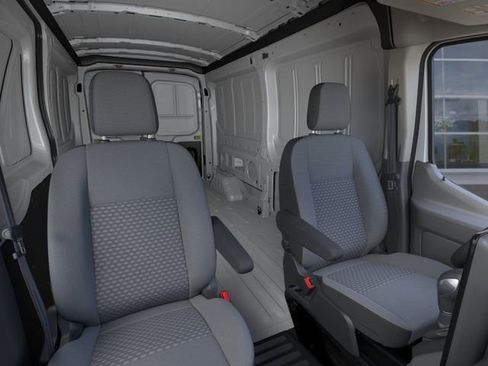 New 2026 Ford Transit 250 148 Medium Roof RWD image 10
