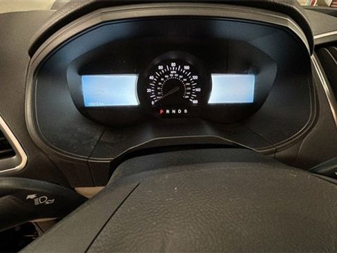 Used 2024 Ford Edge Titanium image 13