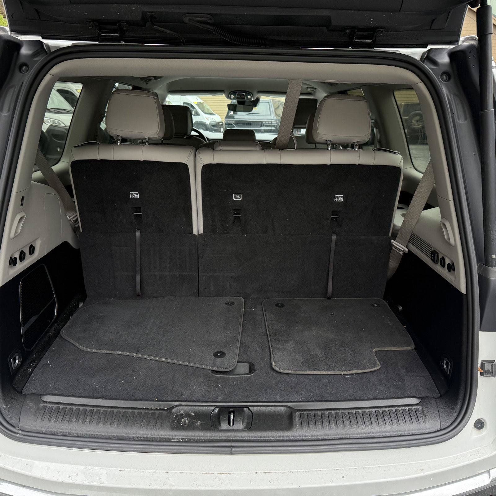 Certified 2022 Jeep Wagoneer Series II AWD/4WD image 45