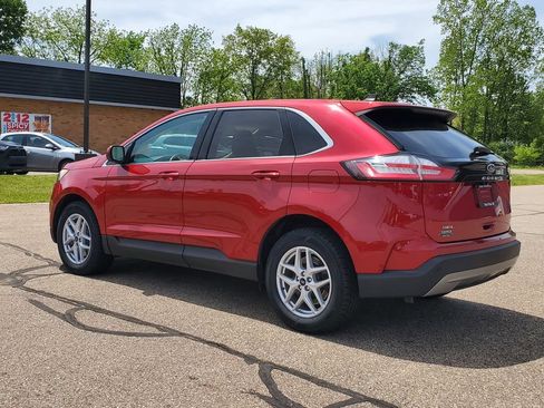 Used 2022 Ford Edge SEL w/ Convenience Package AWD/4WD image 5