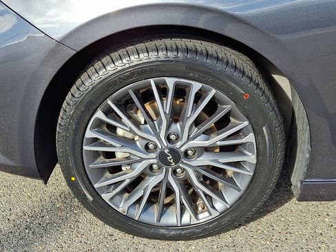 Used 2023 Kia Forte GT-Line w/ GT-Line Premium Package image 8