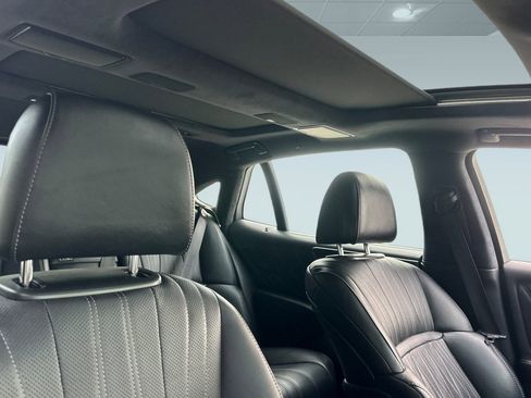 Used 2021 Lexus LS 500 w/ Interior Upgrade Package image 15