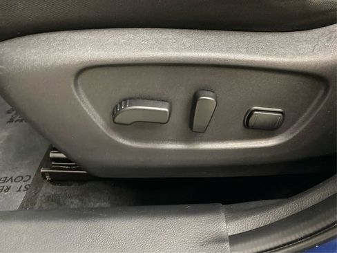 Used 2020 Nissan Rogue SV image 24