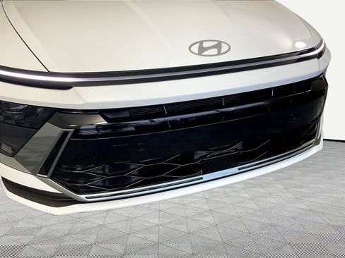 Certified 2025 Hyundai Sonata SE FWD image 30