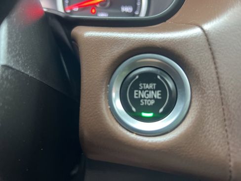 Used 2021 Chevrolet Suburban High Country AWD/4WD image 61