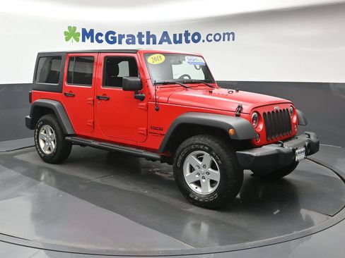 Used 2018 Jeep Wrangler Unlimited Sport S AWD/4WD image 2