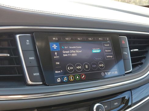 Used 2021 Buick Enclave Essence w/ Sport Touring Edition AWD/4WD image 25