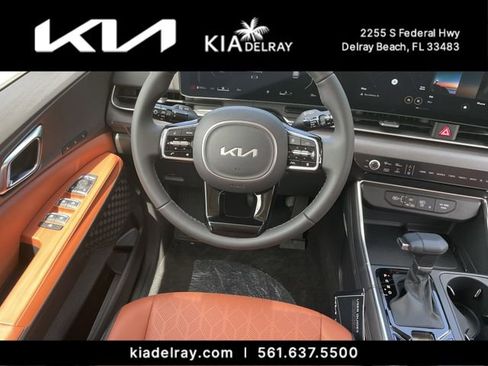 New 2026 Kia Carnival SX FWD image 13