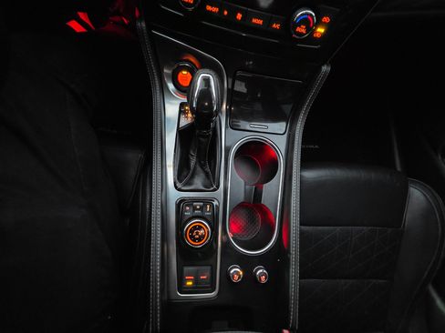 Used 2016 Nissan Maxima Platinum w/ Interior Lighting Package image 23