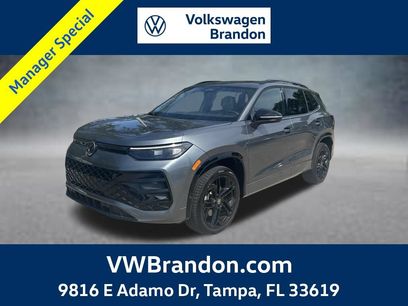 Certified 2025 Volkswagen Tiguan SE R-Line